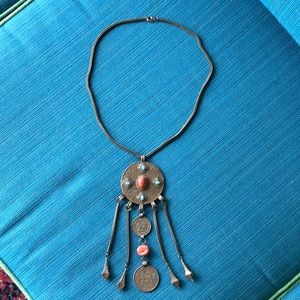 Metal and stone necklace